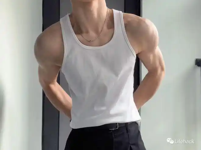 网上爆火的双开门身材,原来长这样._网易订阅