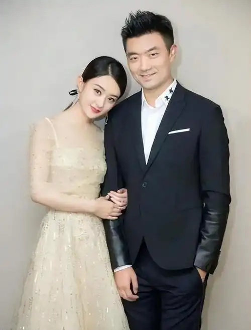 狼子野心藏不住,一直在"扮猪吃老虎"的赵丽颖终于暴露了