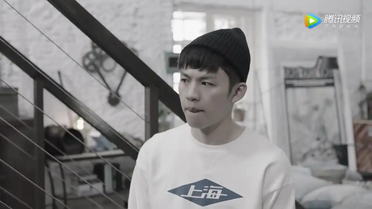 亲爱的热爱的王浩solo好惨一男的不止韩商言恨了他十年