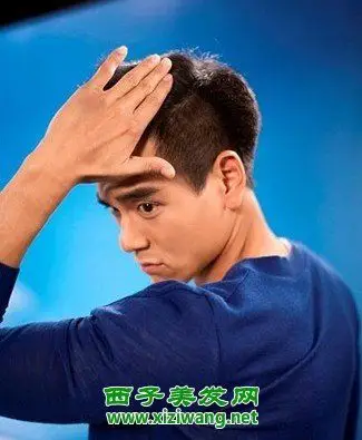 彭于晏寸平发型