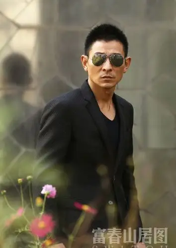 刘德华新电影剧照曝光 帅气儒雅型男本色(图)