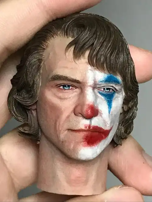 杰昆小丑16头雕半妆容半肤色展示