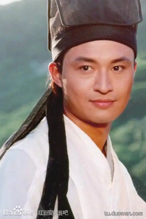 「无忌,你长大了之后,要提防女人骗你,越是好看的女人,越会骗人.」