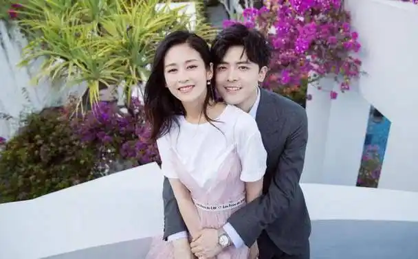 好在付辛博也很理解颖儿,两人虽然钱财分的很清楚,但小日子却过的很