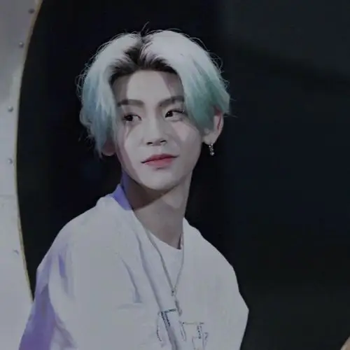 小鬼王琳凯头像(侵删)