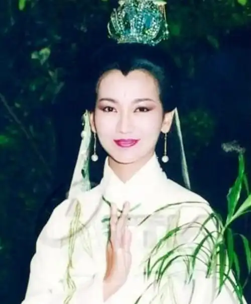 观音不是谁都能演,有人成白月光,有人成笑话,还有人雷倒观众