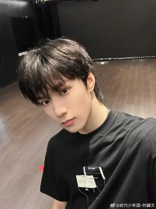 新声唱作人刘耀文##刘耀文blue