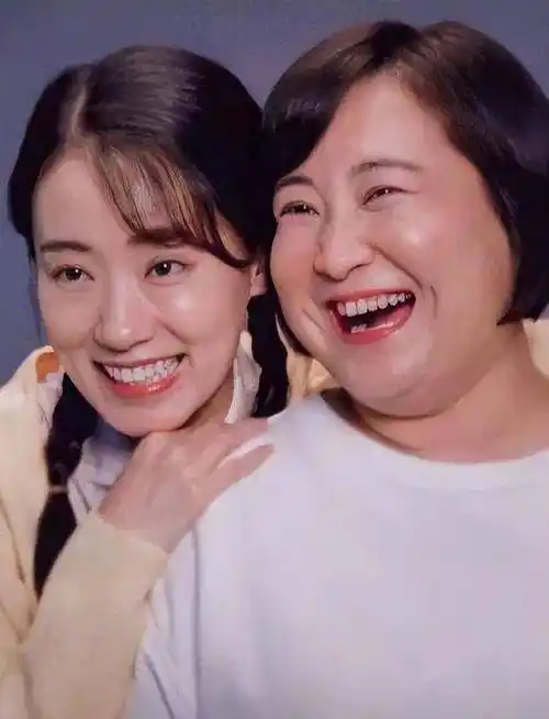 贾玲华丽蜕变后,张小斐被嘲心机女,"斐玲cp"变质了?_友情_质疑_成功