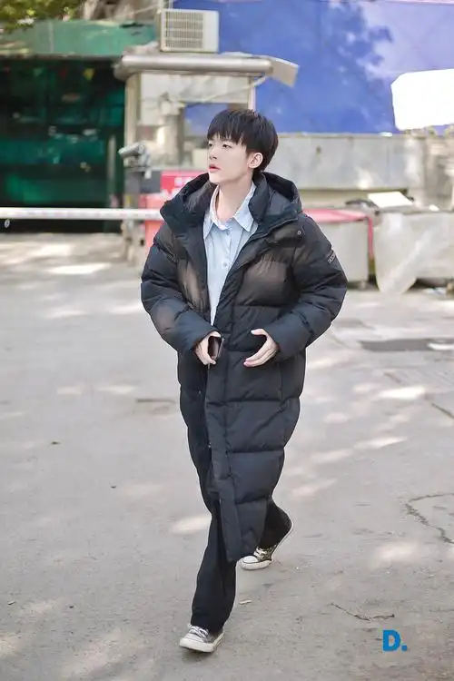 李明德的少年感