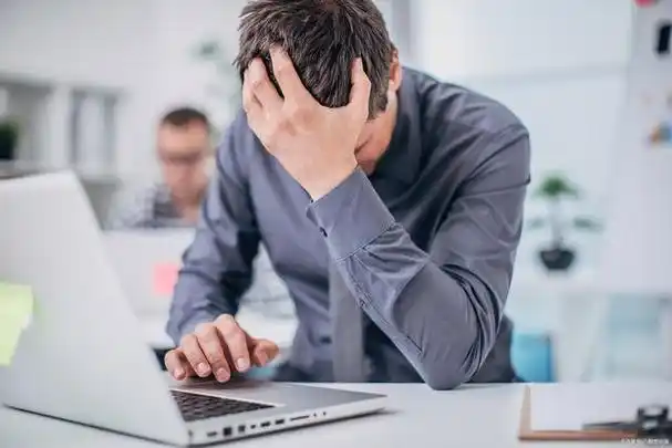 这些角色带来了许多责任和压力,使得男人在生活中面临着许多挑战和