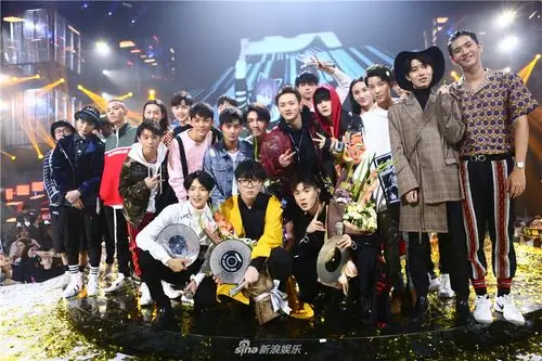 组图:《明日之子》收官 毛不易获最强厂牌憨笑害羞_高清图集_新浪网