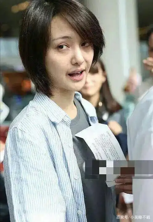 郑爽这几年究竟经历了什么,就像换了一个人.