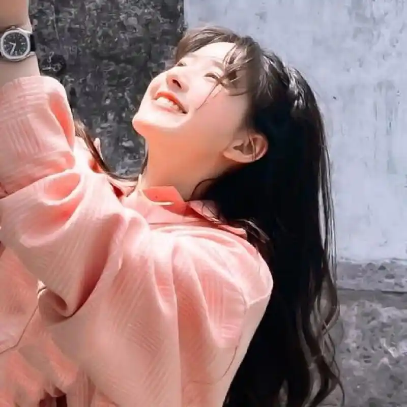 赵露思头像集合,这也太甜了吧! 露珠们,快来领取