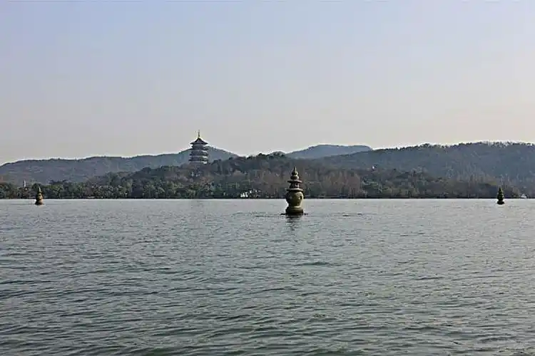 三潭印月图片_三潭印月高清图片_全景视觉