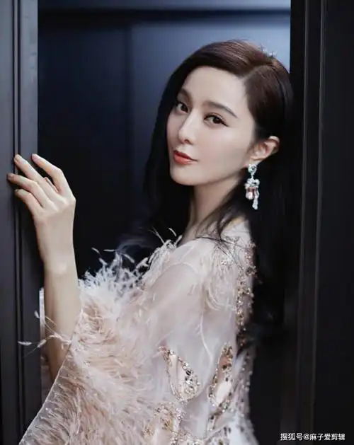 原创范冰冰又晒美照这个状态这个发量太让人羡慕了p图师可以直接下班