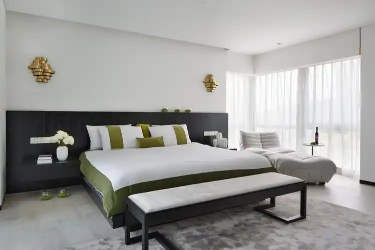 大户型现代风卧室装修效果图