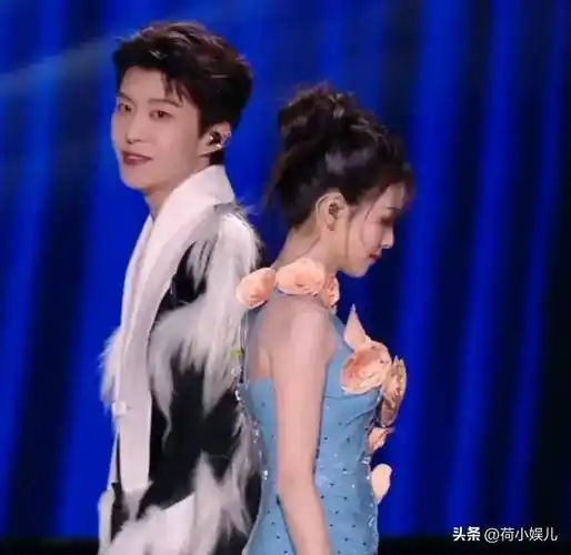 白鹿范丞丞要合作一部现偶了,之前跨年合作舞台那会儿就已经在谈合作