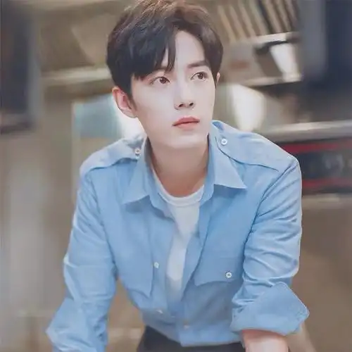 早秋新款韩版肖战同款衣服百搭蓝色衬衫外套女设计感小众情侣衫女