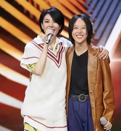 "京圈顶流"窦靖童:去世后遗产不给王菲,过年却陪周迅回老家