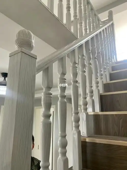 自建房之铝合金楼梯扶手