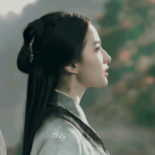 刘亦菲【三生三世十里桃花】白浅&素素&司音    "这世间再没俊疾山上