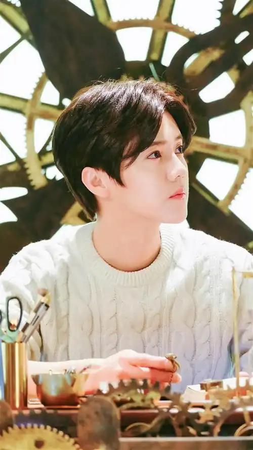 人气偶像鹿晗帅气图片