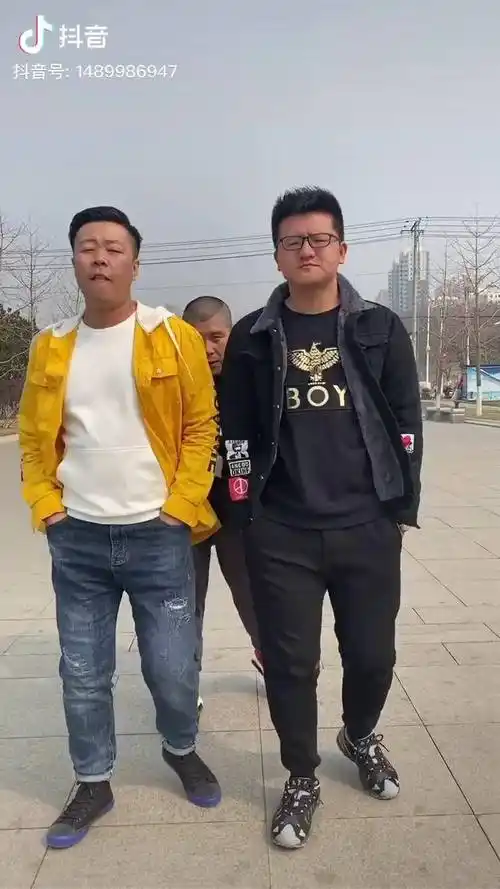 猜一猜我们的大长腿有几米星林【大石桥联盟】 富贵【大石桥联盟】