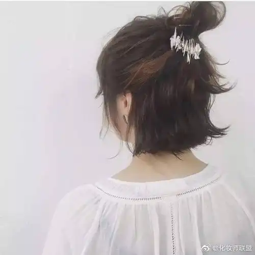 温柔可爱的公主头半扎发,分分钟俘获我的少女心