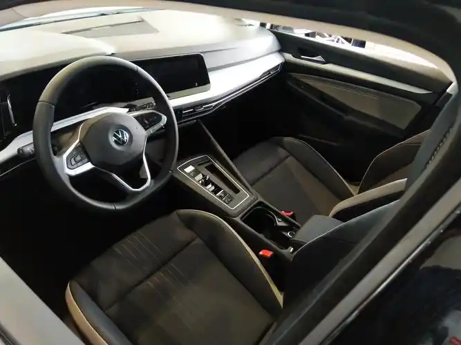 大众高尔夫r最高跑多少钱 高尔夫rline能跑多快【汽车时代网】