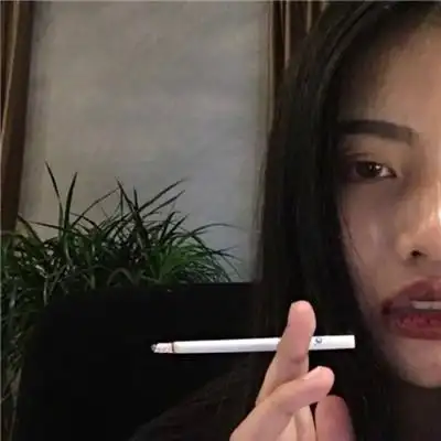 酷酷的女生快手个性头像霸气你所有的样子我都喜欢