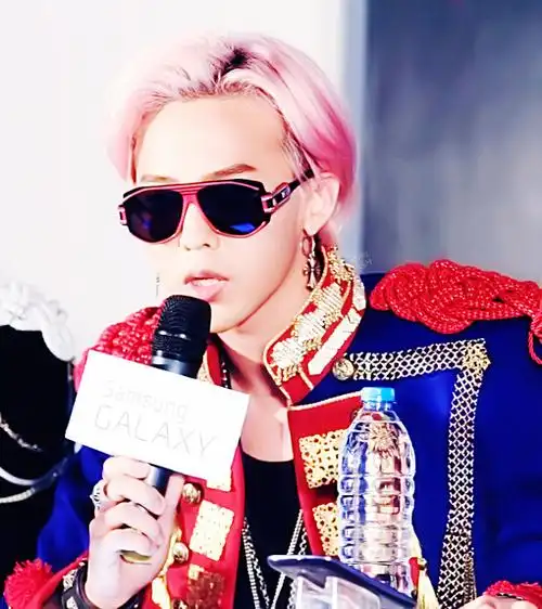 潮流风向标:权志龙银白色飞机头