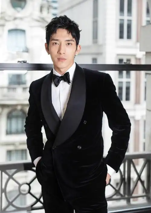 井柏然图片井柏然优雅帅气写真图片