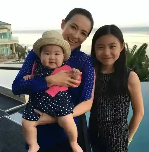 黄渤花钱让女儿改国籍,真相曝光让人失望_教育_孩子_思考