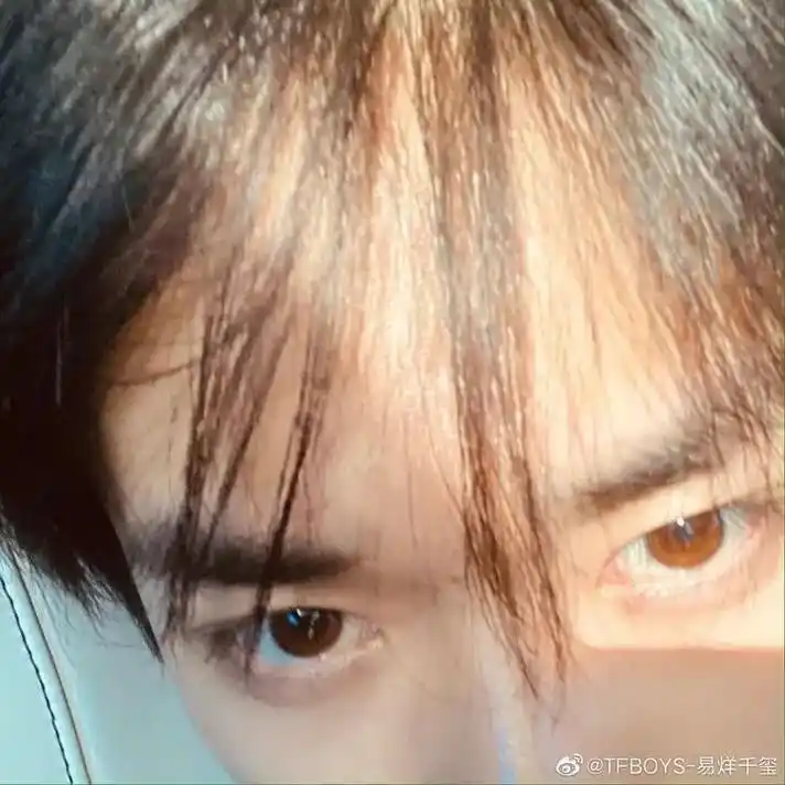 最近好喜歡的一些照片 一直好喜歡的璽 #易烊千玺 #记得开心 - 抖音