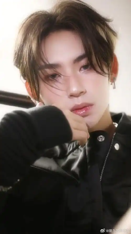 小鬼王琳凯年度最佳说唱歌手