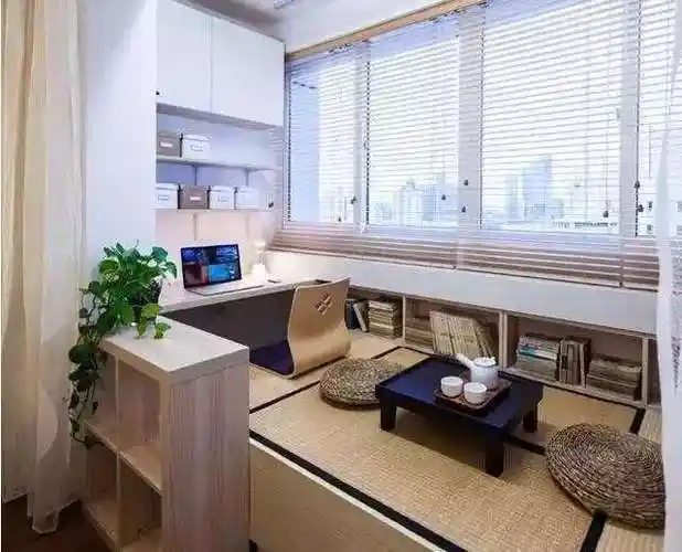 阳台改成榻榻米小卧室你想过没?