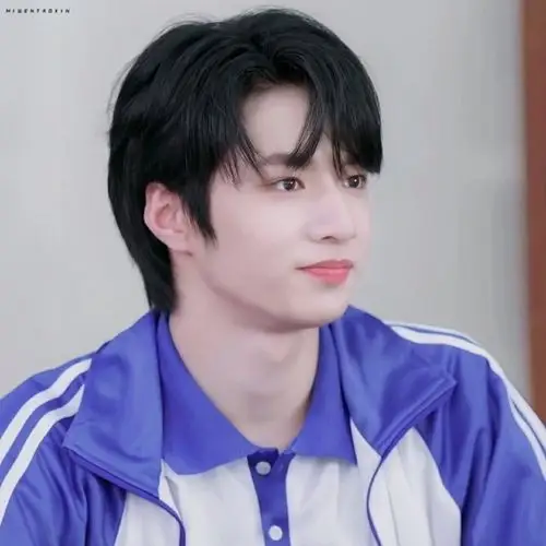 8tnt头像刘耀文约你放学一起走