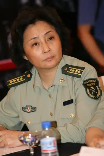 图文:《震撼世界的七日》--庞敏认真倾听