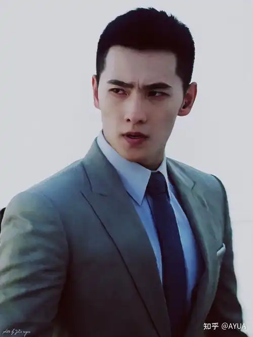 你觉得国内90后男明星中的神级颜值是谁?