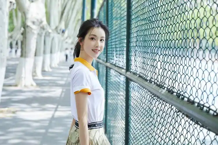 陈都灵|校园学姐 嘟嘟是那种我在校园里遇到……|校园|陈都灵|学姐