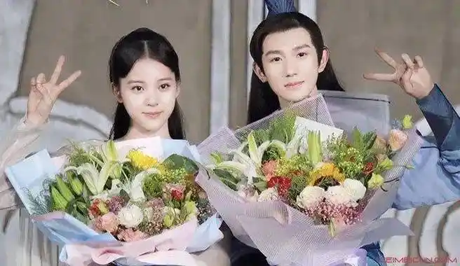 原创欧阳娜娜提前从伯克利毕业王源何时归来引人忧网友路选错了