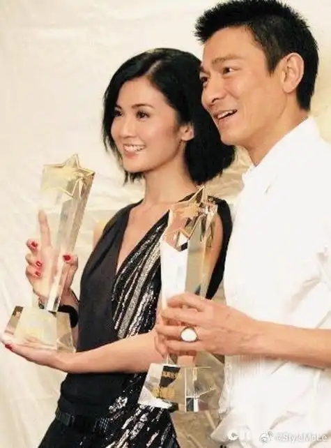 蔡卓妍发文为刘德华庆生##阿sa晒照祝刘德华生日快乐