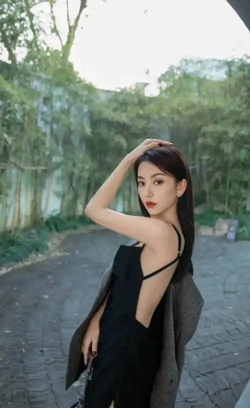 搜狐娱乐讯 4月28日,郭富城妻子方媛晒出今日生活照,并配文"生活plog