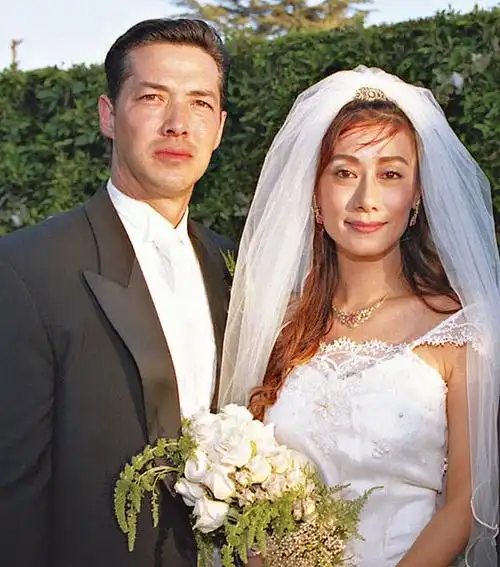 [女人]张天爱经历了四段婚姻,却仍不懂爱情