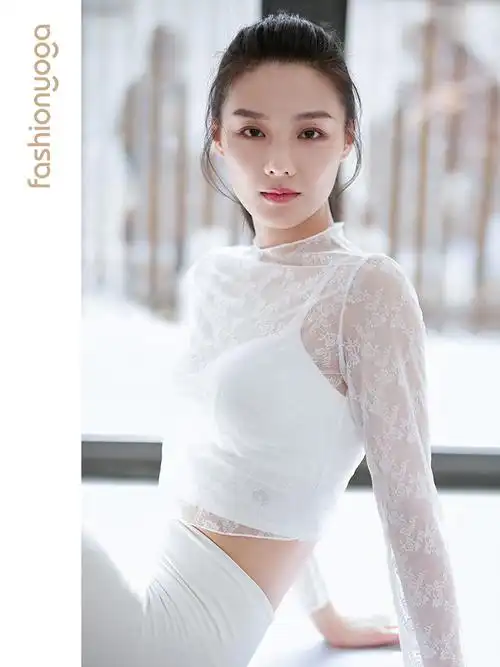 凡圣瑜伽春夏仙女透明蕾丝露脐瑜伽外搭长袖f09309瑜伽t恤