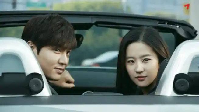 李敏镐刘亦菲这组广告图我还一直保存着…#李敏镐馒化