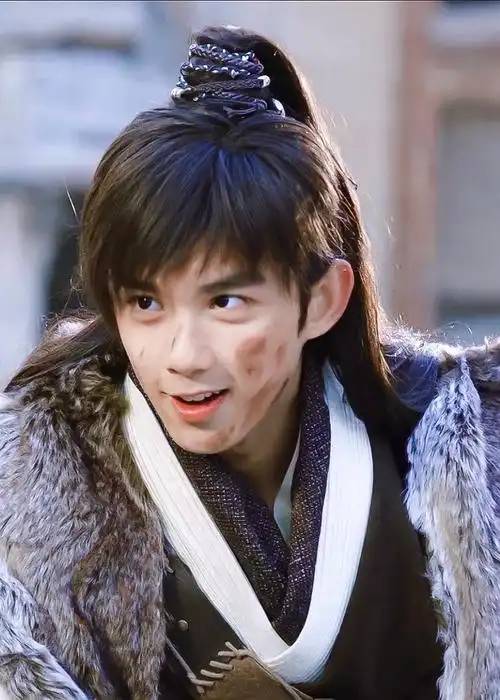 奇星记时期的吴磊真的好嫩