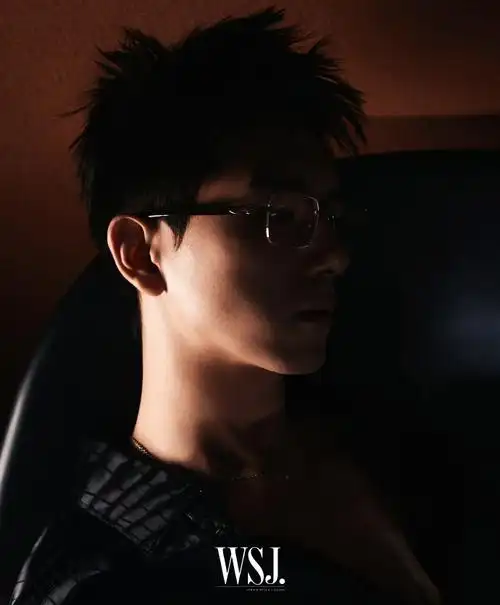 李现眼镜杀大片##李现wsj.八月刊封面