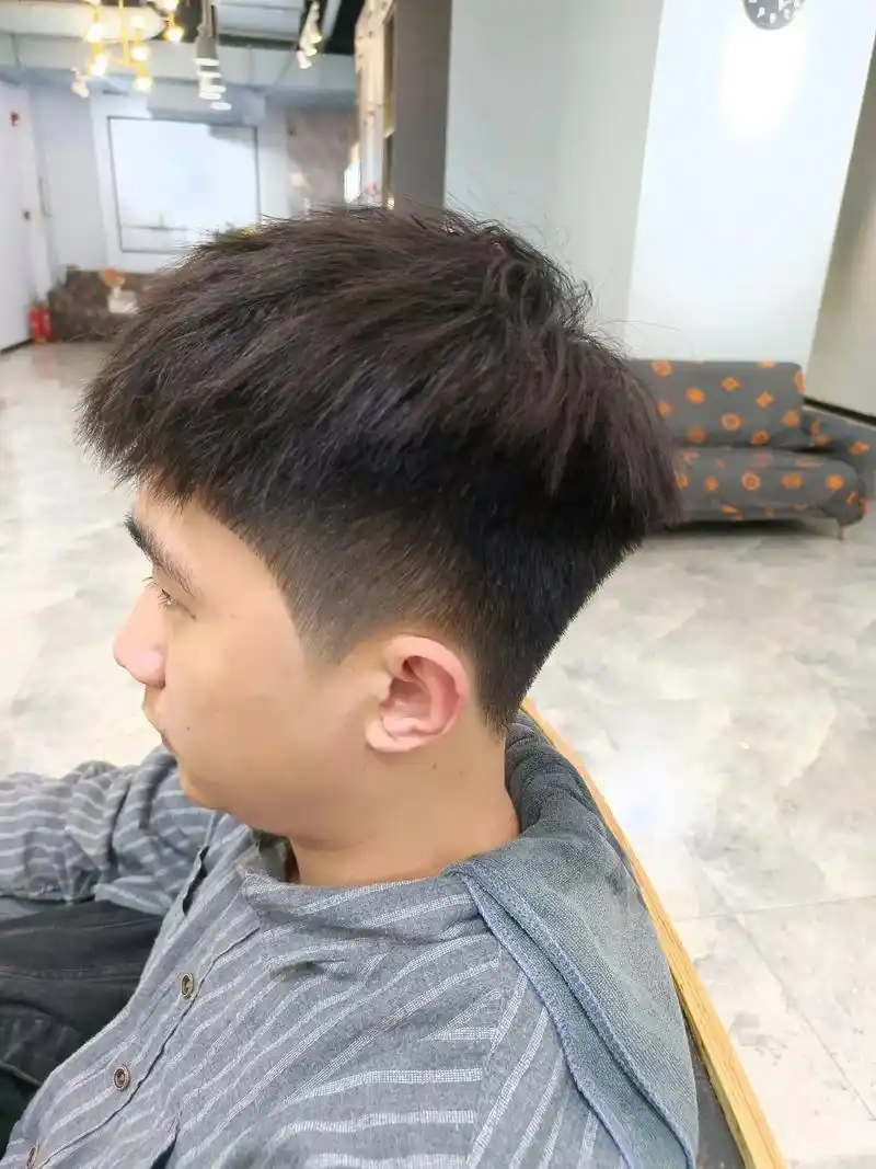 摩根烫适合什么脸型