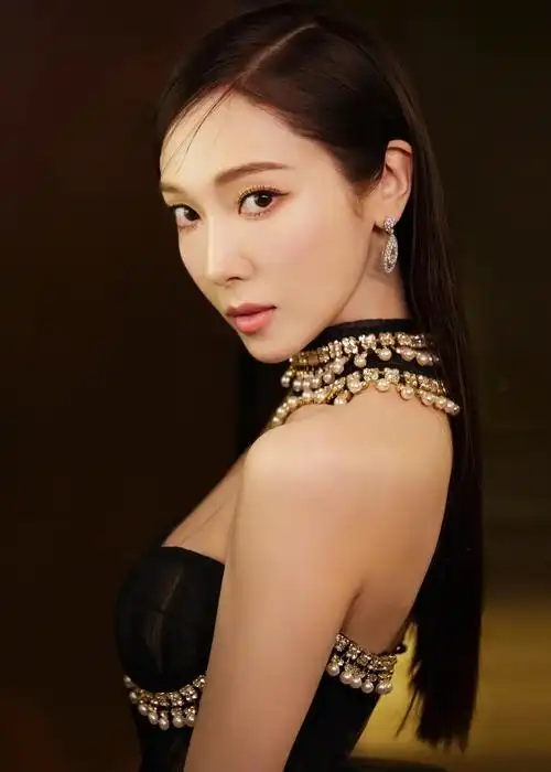 jessica 郑秀妍 傲人身材